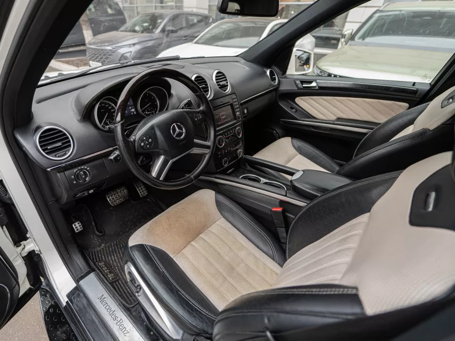 Mercedes-Benz GL-класс 2012
