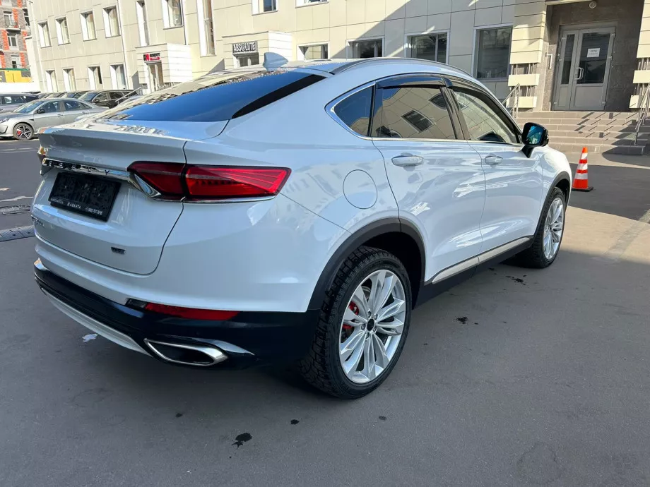 Geely Tugella 2020