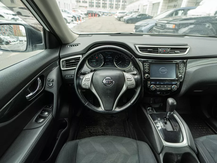 Nissan X-Trail 2015