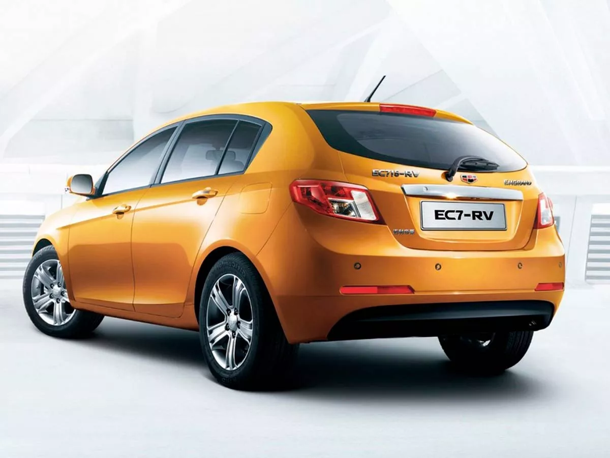 Emgrand EC7 Хэтчбек