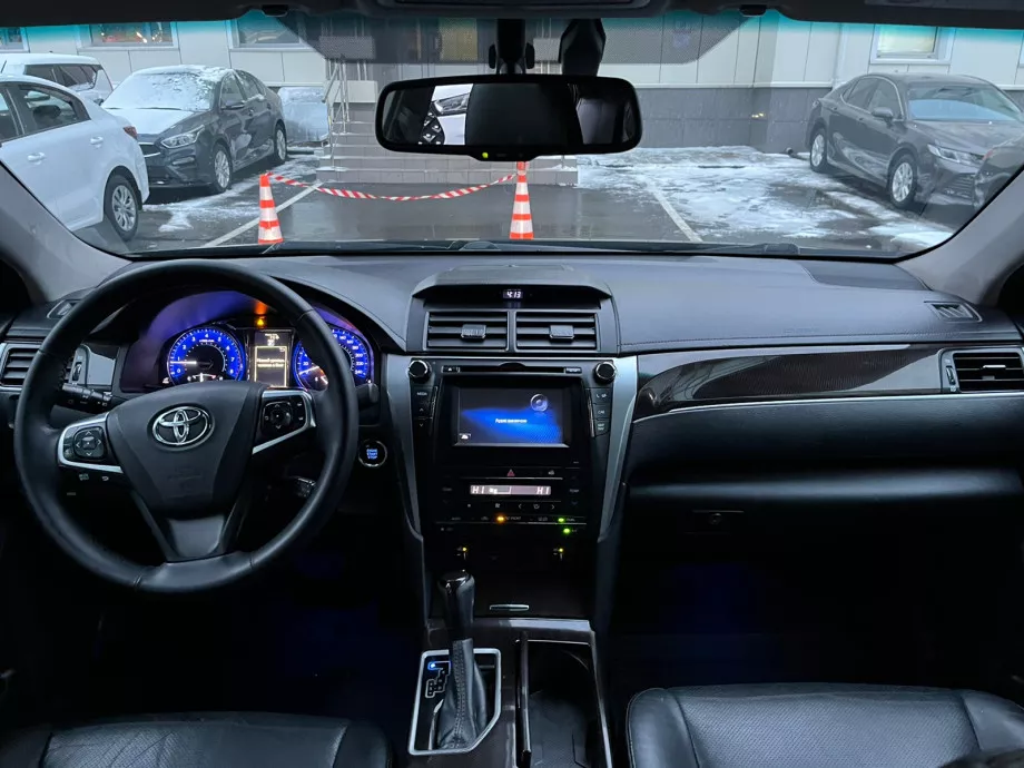 Toyota Camry 2016
