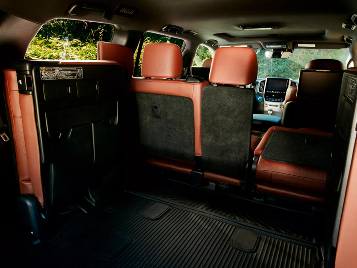 Toyota Land Cruiser 200