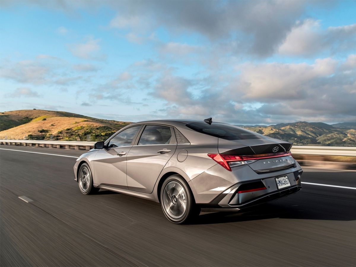 Hyundai Elantra NEW