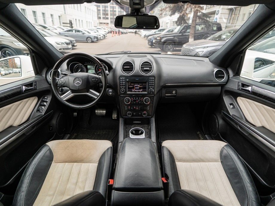 Mercedes-Benz GL-класс 2012