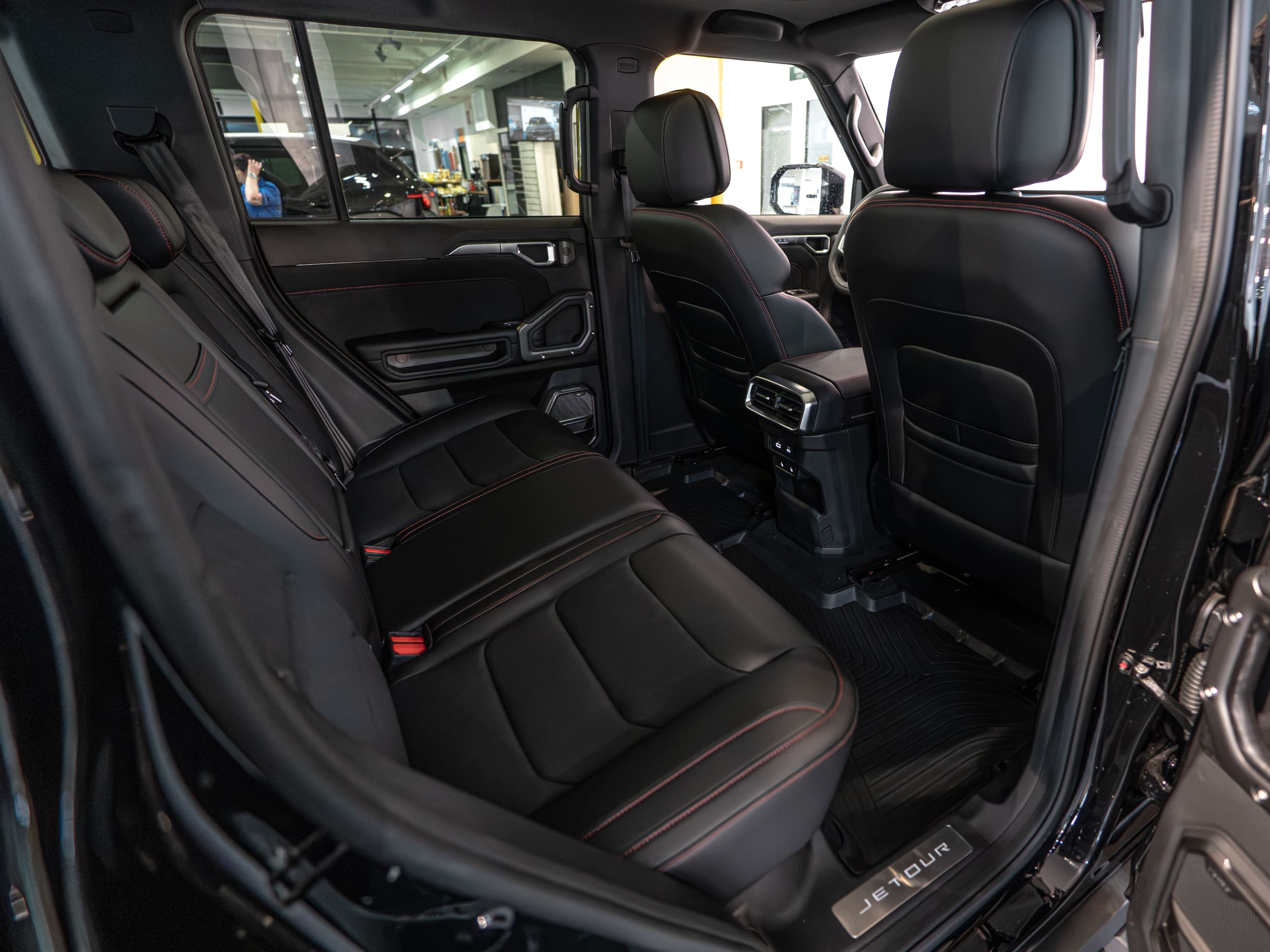 Jetour T2 Prestige 2.0 AT Black 2433