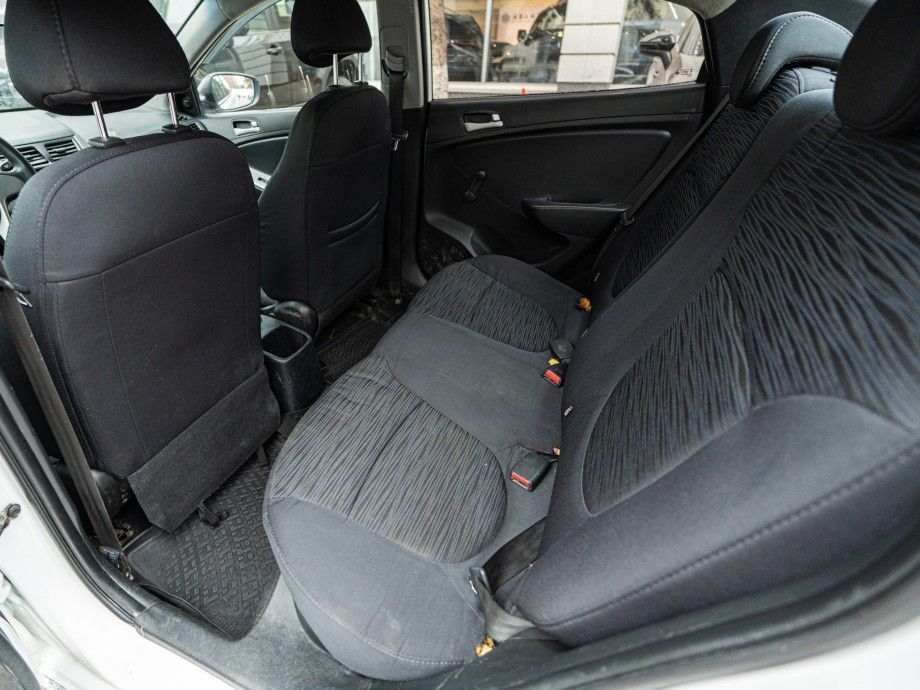 Hyundai Solaris 2015