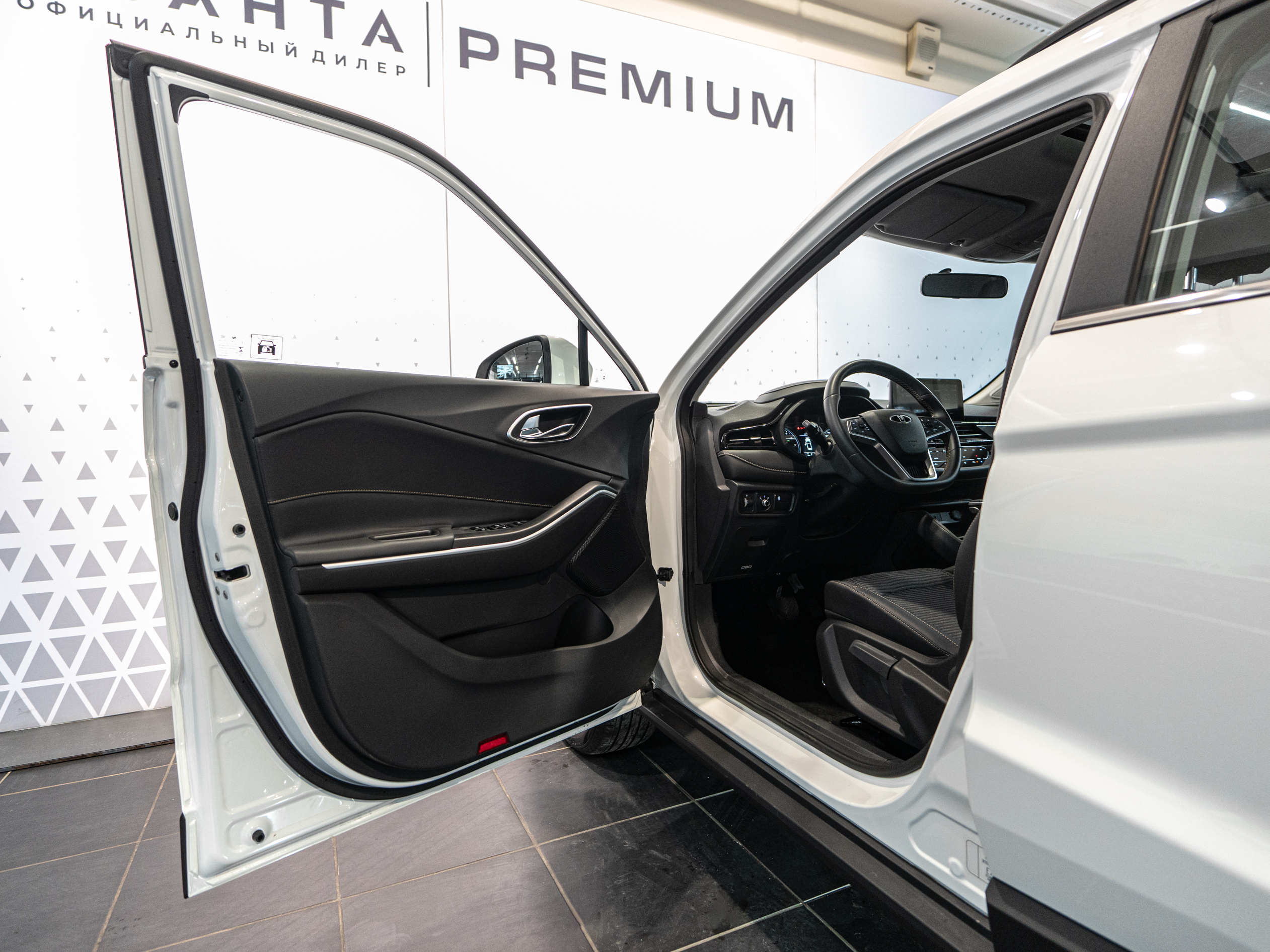 Москвич 3 Стандарт Плюс 1.5 CVT White