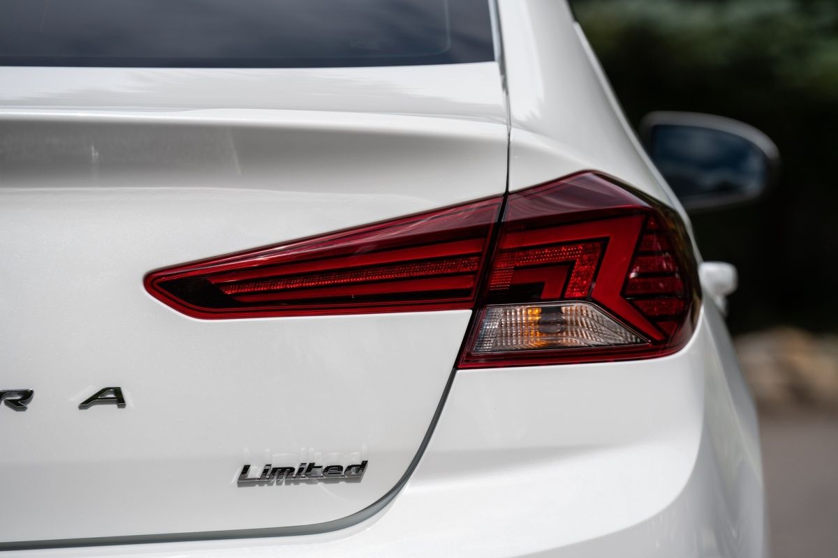 Hyundai Elantra 2019