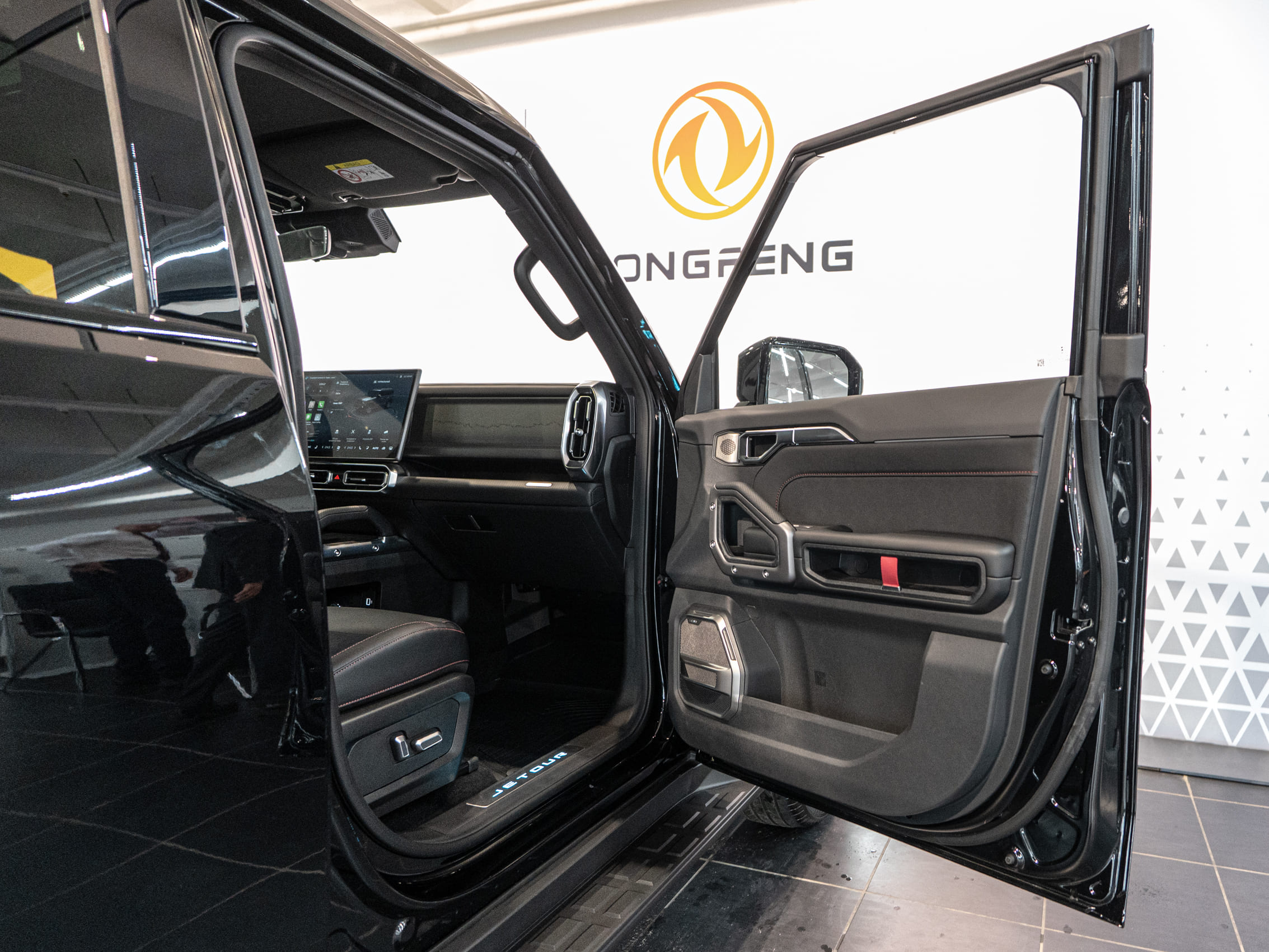 Jetour T2 Prestige 2.0 AT Black 2433