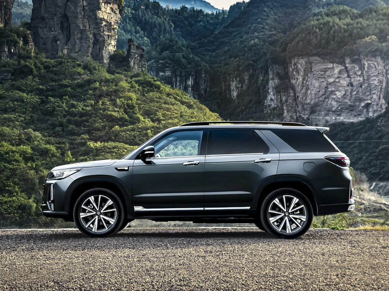 Changan CS95