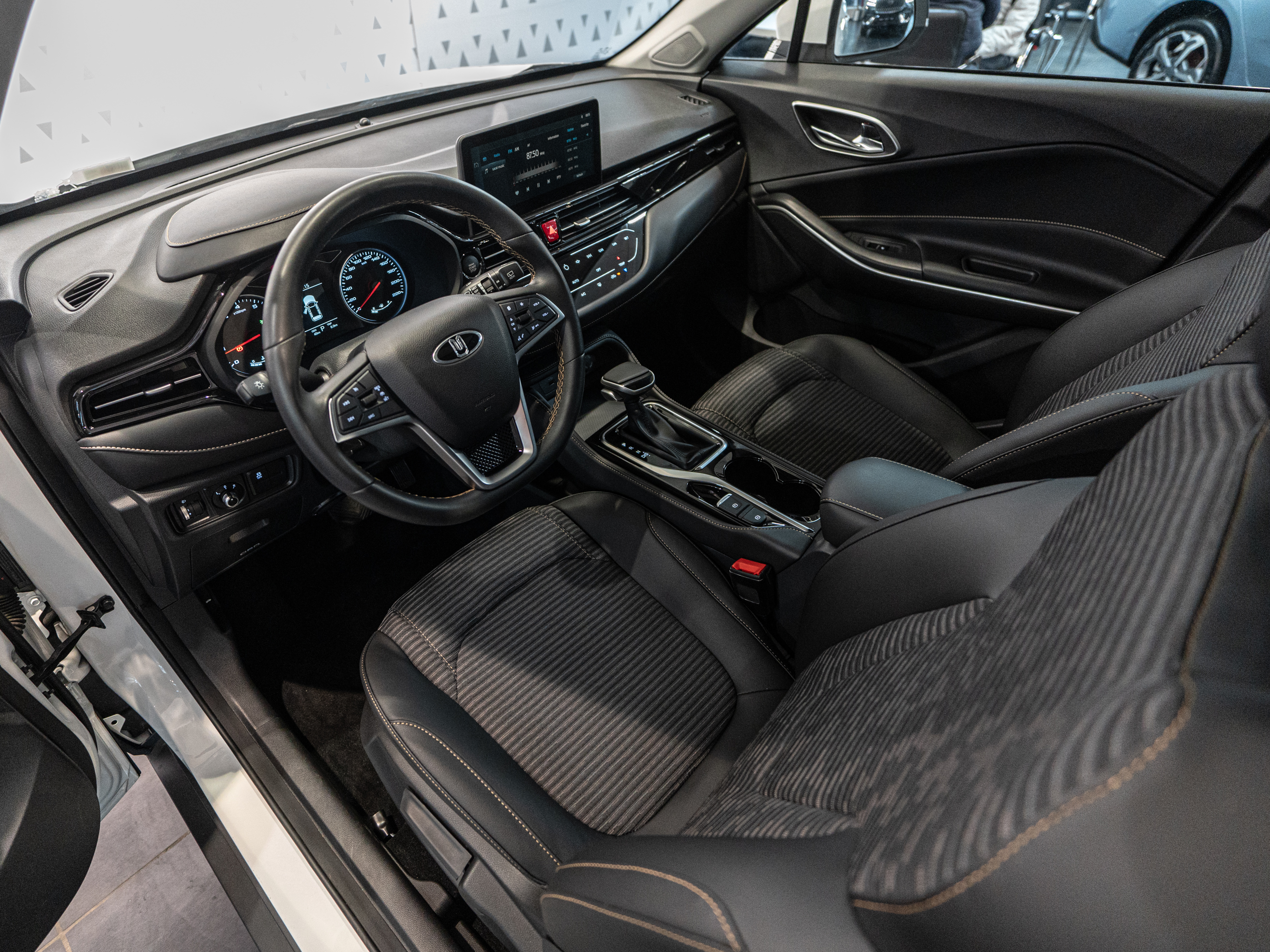 Москвич 3 Стандарт Плюс 1.5 CVT White