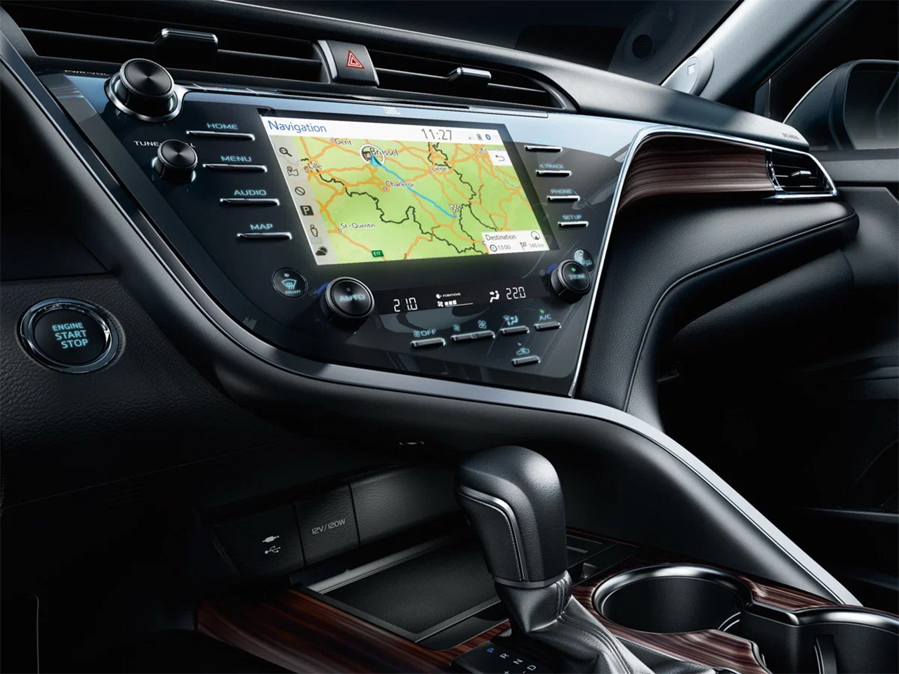 Toyota Camry 2021