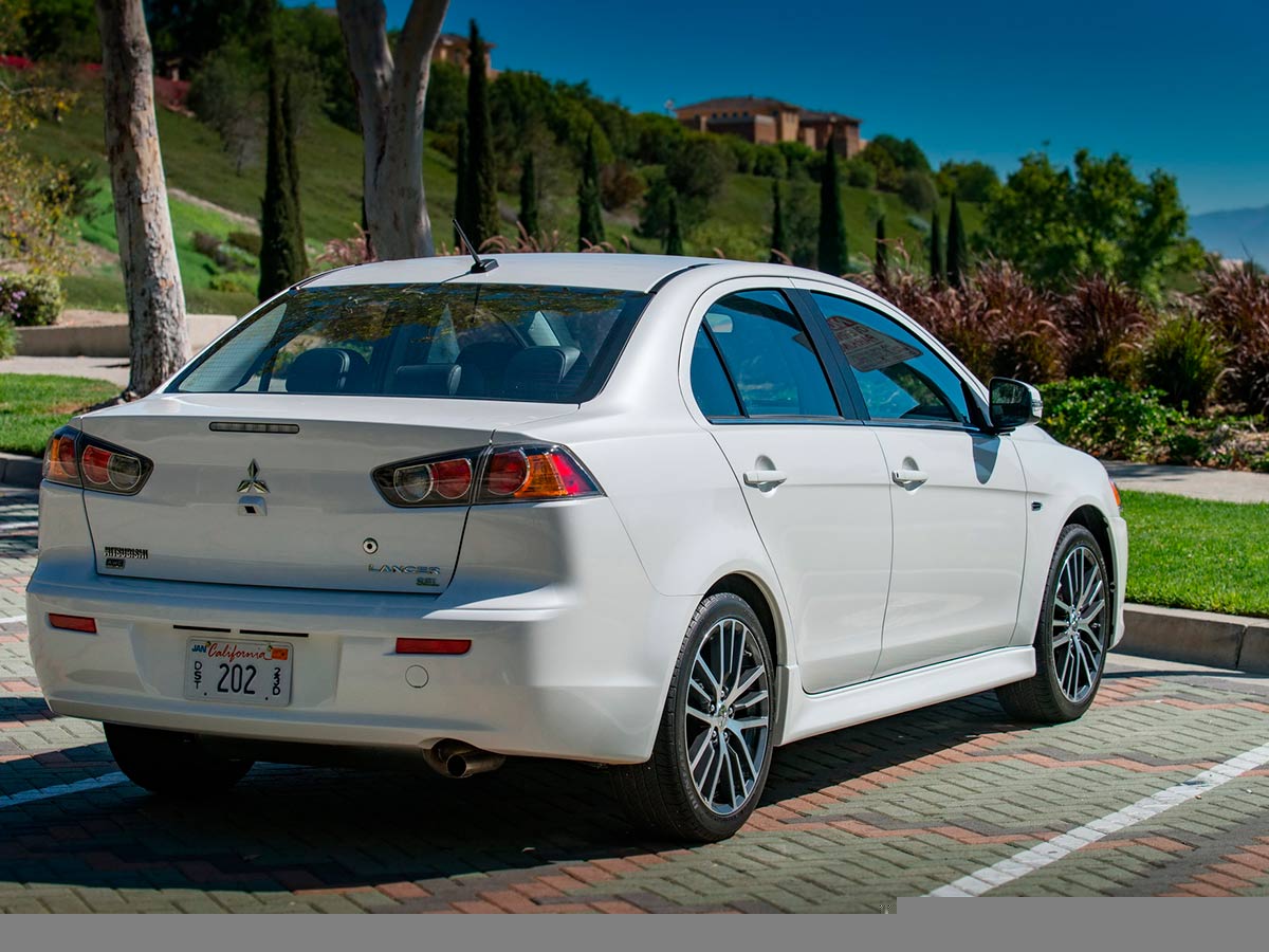 Mitsubishi Lancer