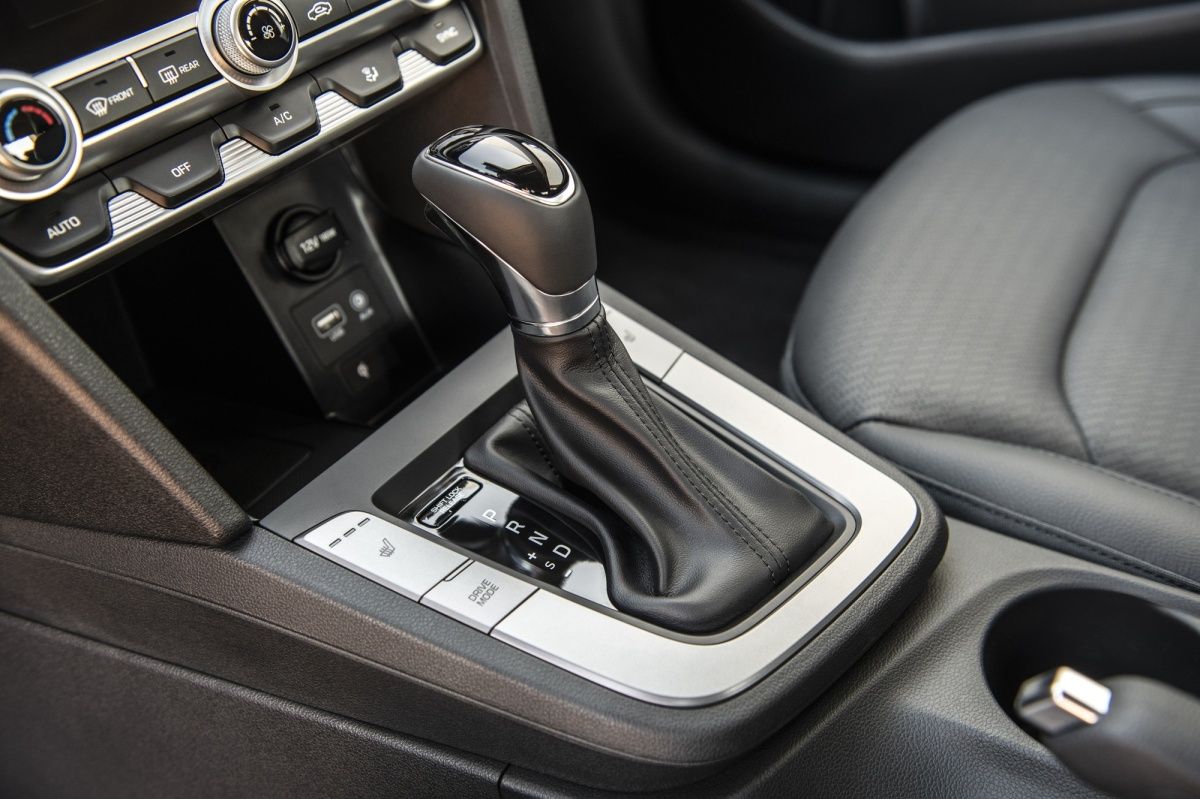 Hyundai Elantra 2019