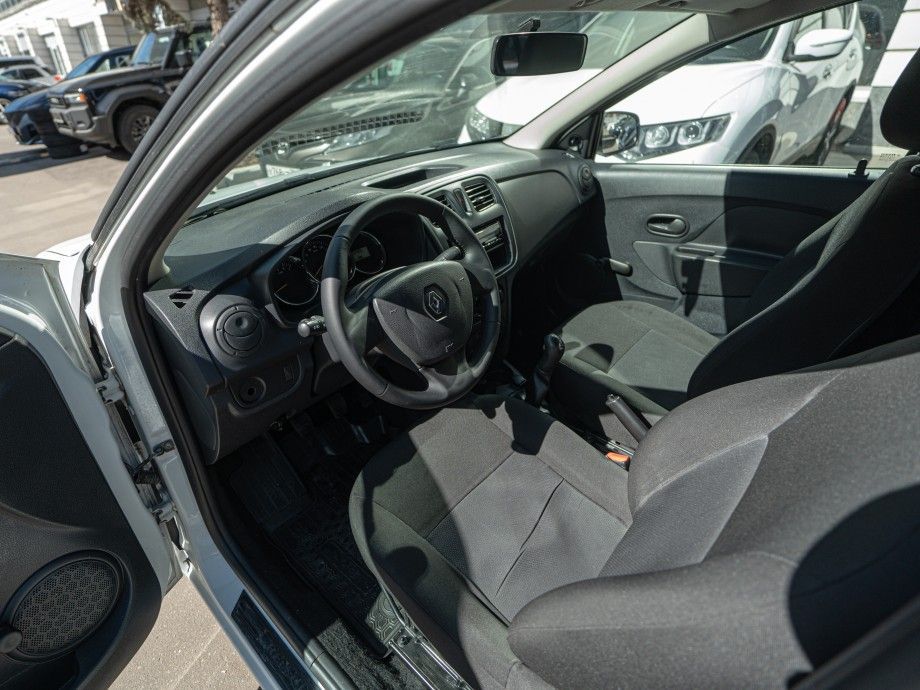 Renault Logan 2018