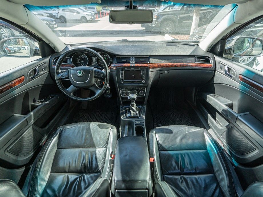 Skoda Superb 2010