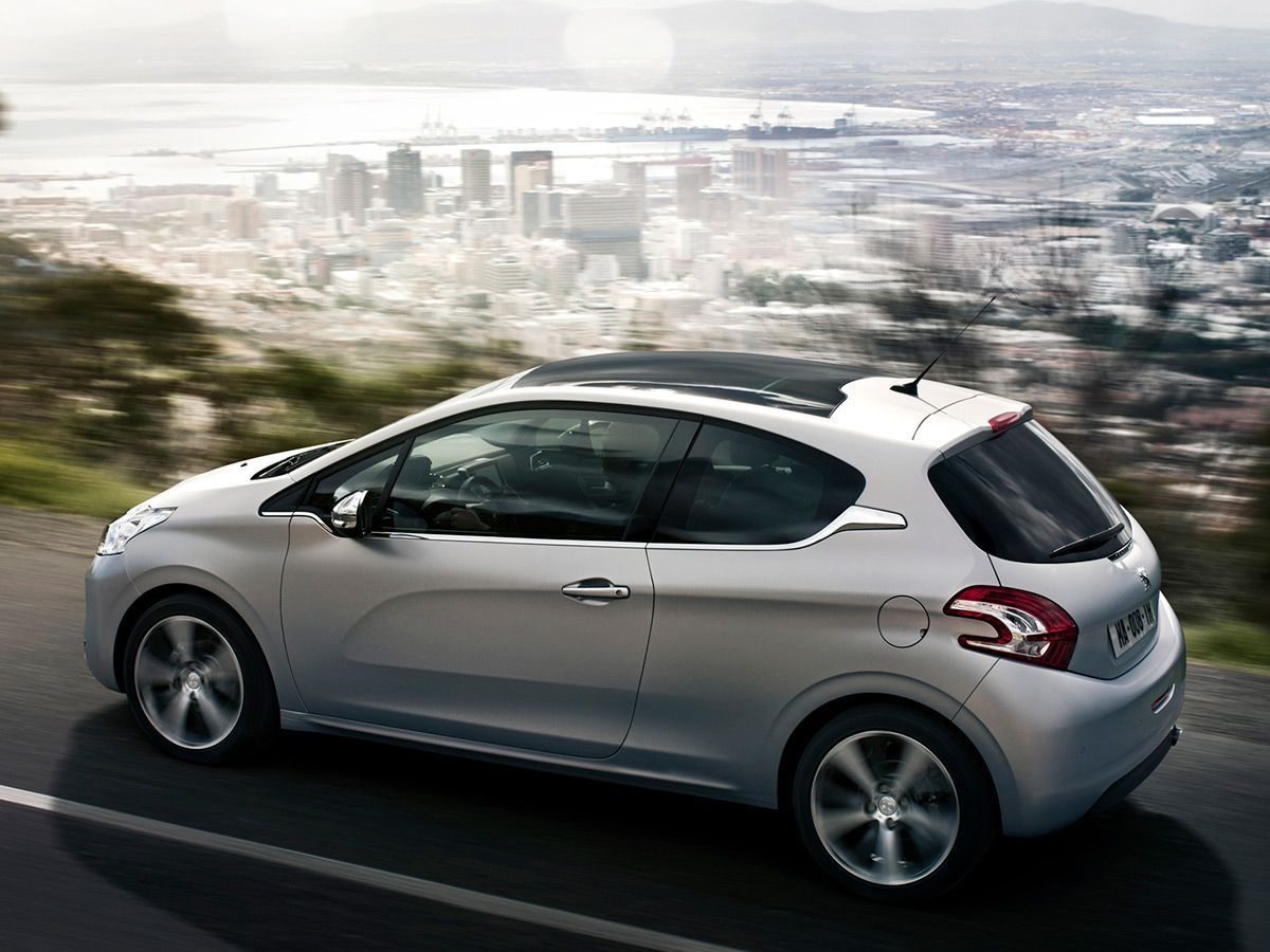 Peugeot 208