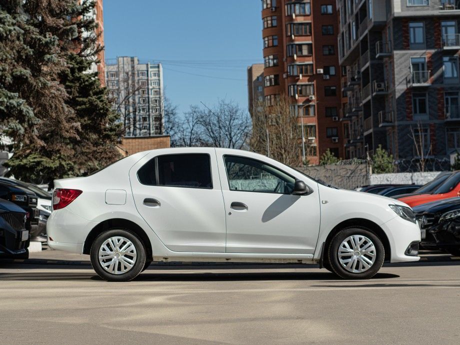 Renault Logan 2018