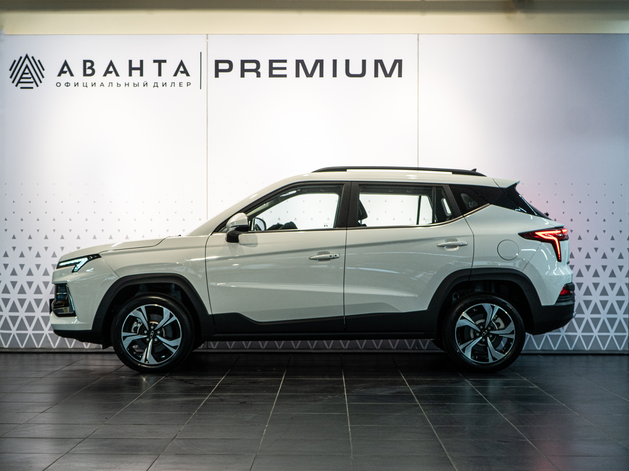 Москвич 3 Стандарт Плюс 1.5 CVT White