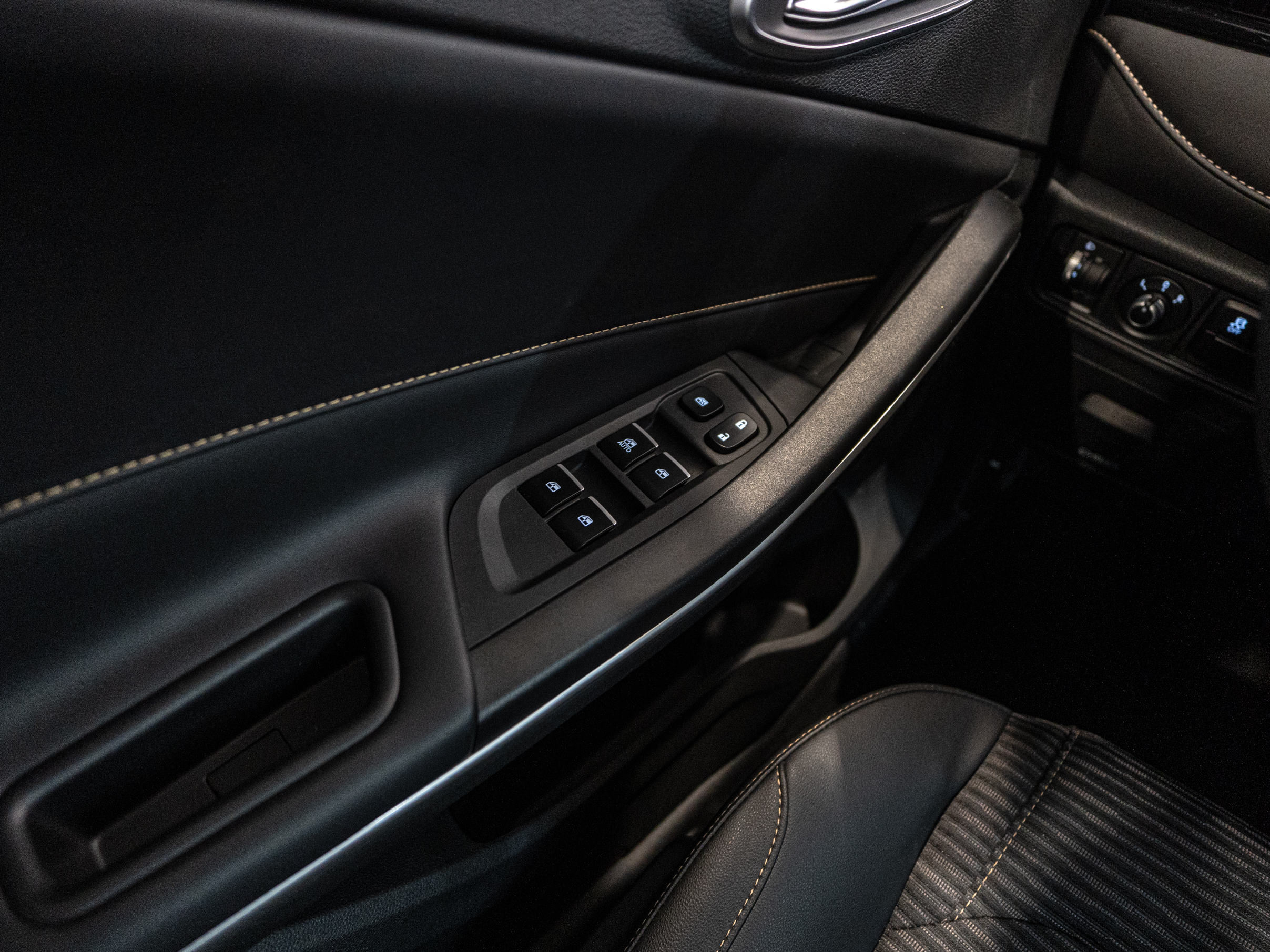 Москвич 3 Стандарт Плюс 1.5 CVT White