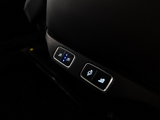 Hyundai Staria Premium 2.2d AT Black