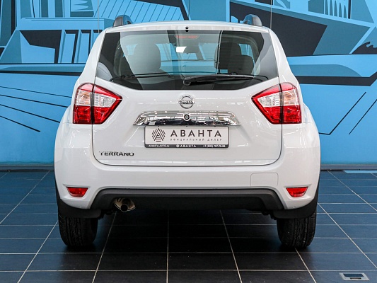 Nissan Terrano Comfort 1.6 MT 114 л.c. мех. бензин
