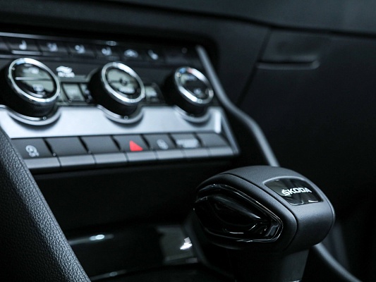 Skoda Karoq Active 1.4 AT 150 л.c. авт. бензин