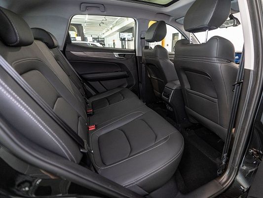 Kaiyi X3 Pro Luxury 1.5 CVT Black