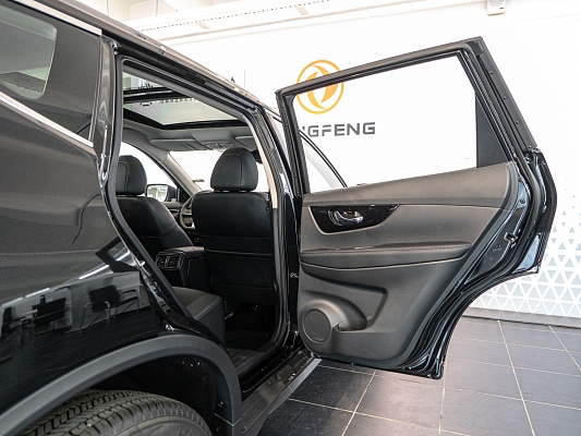 Nissan X-Trail (China) Leading 2.0 CVT Black 1232