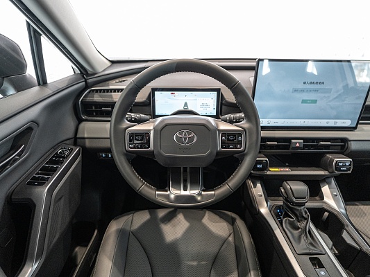 Toyota RAV4 NEW Luxury 2.0 CVT White