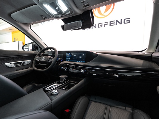 Dongfeng Huge Executive 1.5 AMT White 1497