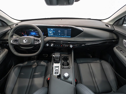 Dongfeng Huge Executive 1.5 AMT White 1497