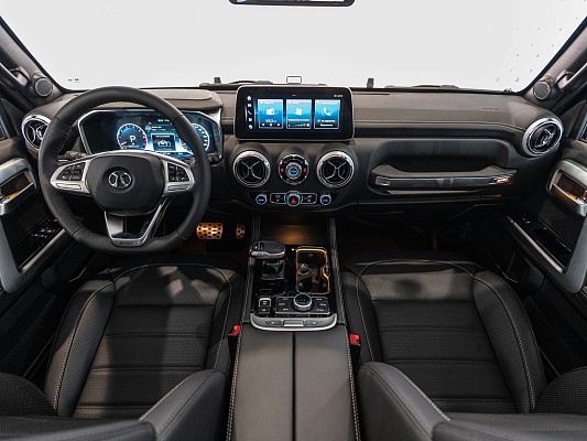 BAIC BJ40 Flagship 2.0 AT Black