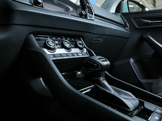 Skoda Karoq Active 1.4 AT 150 л.c. авт. бензин