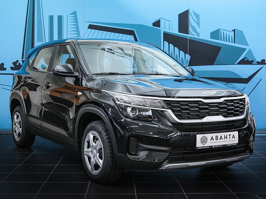 Kia seltos black