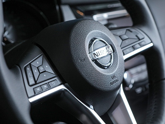 Nissan Qashqai  SE+ 2.0 CVT 144 л.c. 4x4 вар. бензин