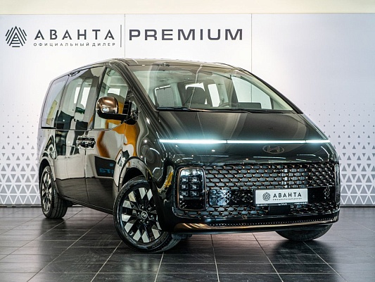 Hyundai Staria Premium 2.2d AT Black