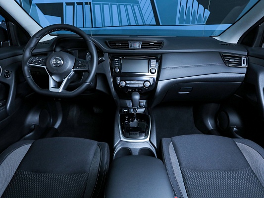 Nissan Qashqai SE+ 2.0 CVT 144 л.c. 4x4 вар. бензин red