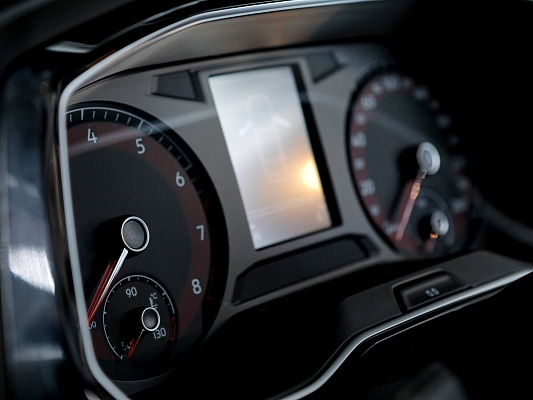 Volkswagen Jetta  Origin 1.6 AT 110 л.c. авт. бензин